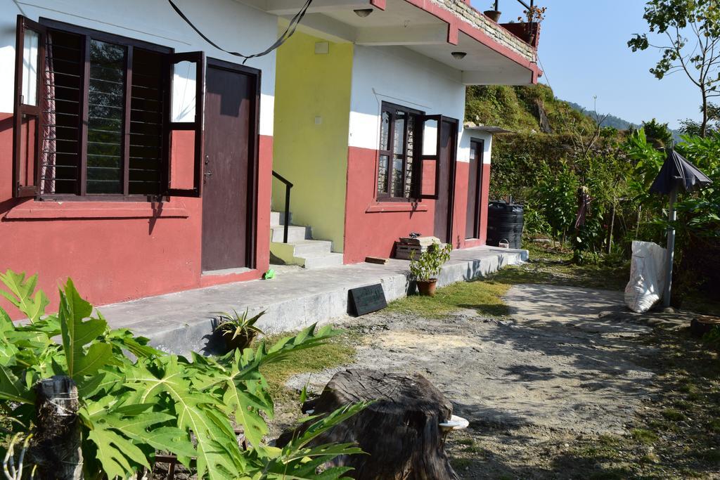 Gorgeous Village Guest House Pokhara Exterior foto